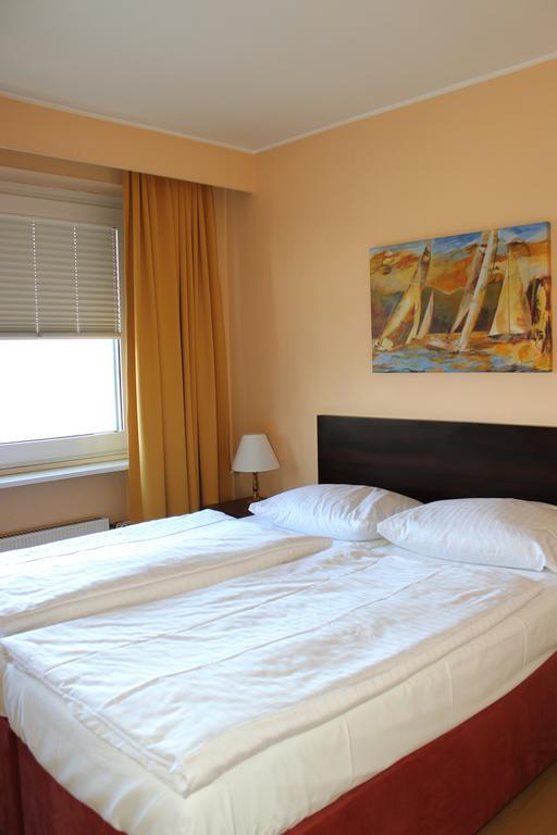 Wiking Hotel Henstedt-Ulzburg Exterior photo